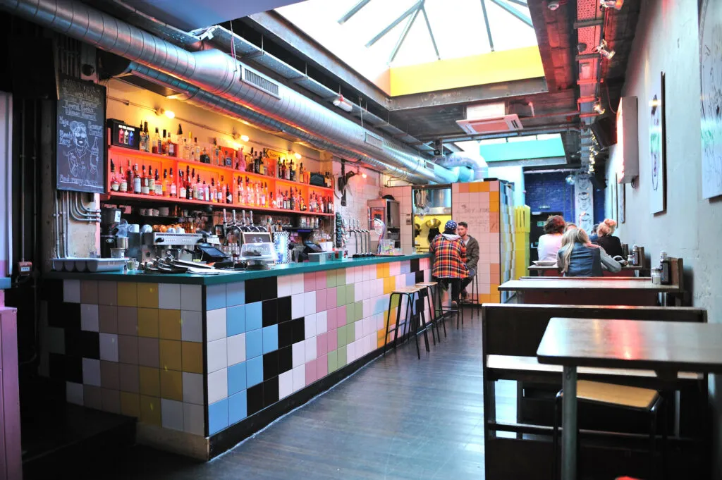 Top London Gay Bars In Soho Revealed 3 London Gay Bars, LGBTQ+ nightlife London, queer bars London