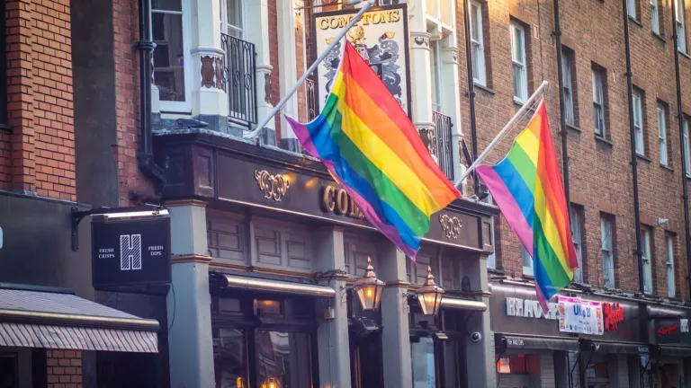Top London Gay Bars In Soho Revealed 13 Gay Bar London, LGBTQ+ nightlife London, queer bars London